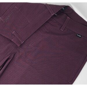 Travis‎ Mathew Shorts Men's 32 Burgundy Golf Chino 10.5" Inseam Performance EUC